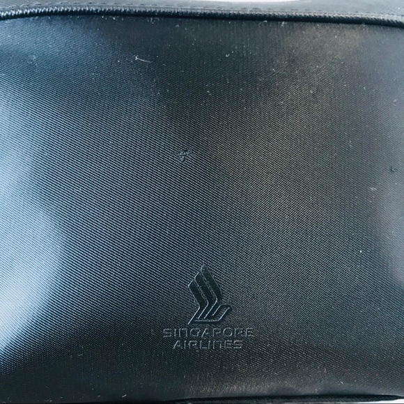 Salvatore Ferragamo Mini Cosmetic Nylon Bag - Picture 6 of 9